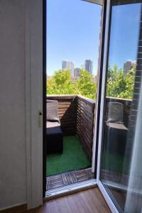 Recién Reformado! Port Forum a 2 minutos Metro a 10 minutos del Mar! 2 Hab y 1,5 Baños