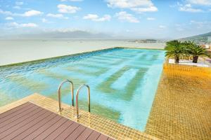 Golden Bay Danang