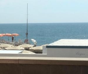 Appartamento Lo Scoglietto a 20 mt dal mare con grande terrazza privata