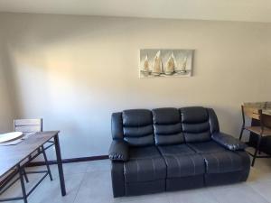 1 New modern 2 bed suite with shared pool