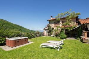 Casale Fivizzano 14 by VacaVilla