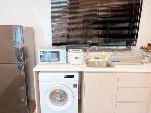 Cozy at Sunway 163 by Ooakstay