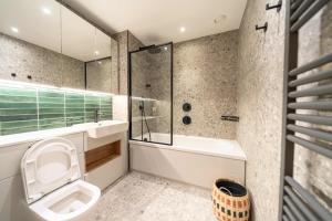 Stylish 2BR Apartment near London Bridge