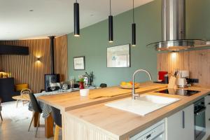 LArmada, proche gare, LR139