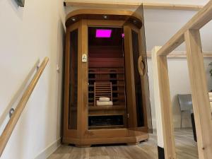 Vakantiehuis met sauna, dichtbij duinen en strand Groot-Valkenisse