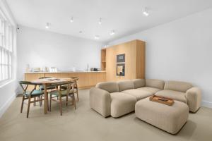 The Sherlock Luxury Mews - Designer 2BDR 2BA in Marylebone