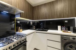 Airstay - Cozy Studio with Rooftop Pool - JVC - Monthly Offer Available!