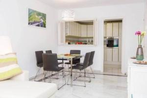 Beautiful 2 bedrooms , Dona Sofia.