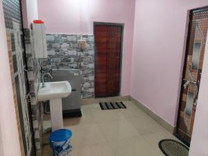 C G HOUSE Homestay & Lodge