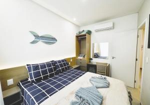 Apt com 1 quarto privativo Ideal para Casais no centro de Porto a passo da Praia com Piscina