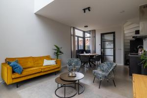 House 4 p. K. Emmaw. 26 Vrouwenpolder O