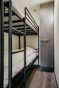 Houseboat Havenlodge Uitgeest for 4 persons