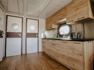 Houseboat Campi Uitgeest 4 persons