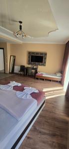 MAHALI HOTEL