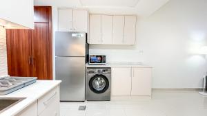 Modern Studio Apartment in Bab Al Bahar