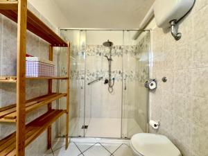 Vintage Green House img20