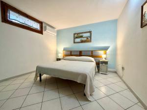 Vintage Green House img16