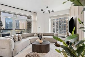 Luxury 2BR in Downtown Dubai Near Burj Khalifa