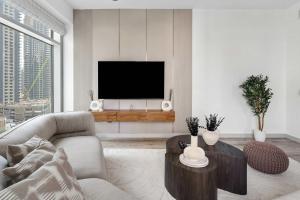 Luxury 2BR in Downtown Dubai Near Burj Khalifa