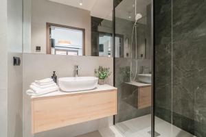 Angels apartments - by Hosty