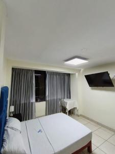 Hermes Hostal - Habitaciones Matrimoniales