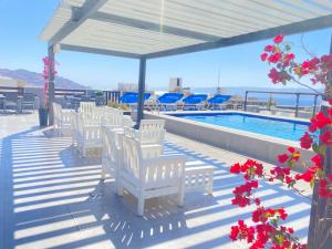 Mass Paradise Hotel