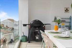 Modern and elegant apartment with two terraces