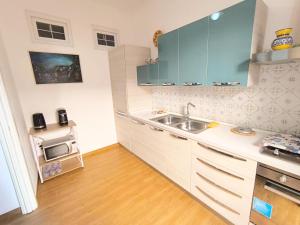 Coco Alguerhouse img4