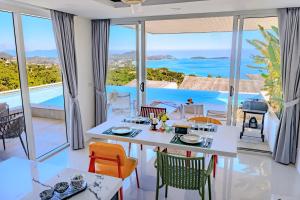 Azure Vista Haven 3br Seaview L-Shape pool Villa