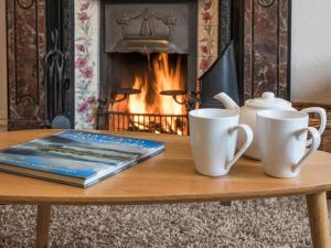 6 Bed in Keswick oc-sz044