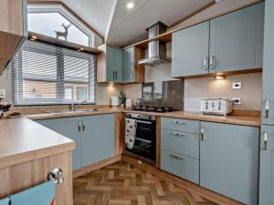 2 Bed in St. Andrews oc-95035