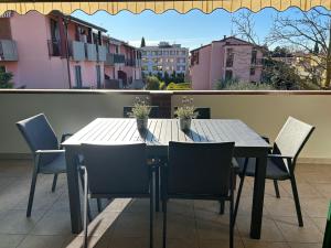 San Zeno Stay 2