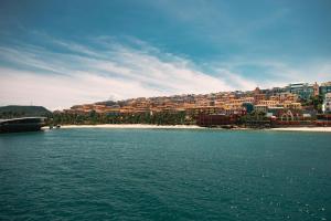 Rei Gallery Hillside Phu Quoc Fireworks View - Gym & Pool Access - Free Airport Pickup