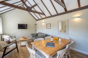 Canute Cottages - Old Dairy Cottage