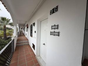 Verano Azul Casa Monica - Apartment with Sea Views & Pool Access