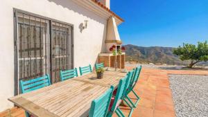 Villa Las Reinas Arenas by Ruralidays