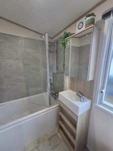 Off The Hook - 13 Cedar Way