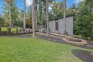 Luxury Home Retreat 6 BR, Chefs Kitchen and Theater