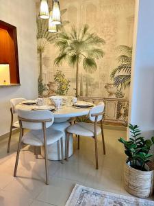 Romantic hideaway with Burj view