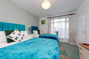 Cedar Villa- Great 4 bedrooms for contractors & teams