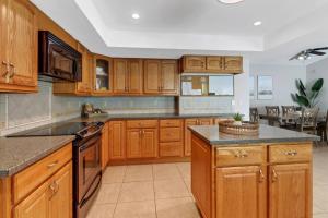 1209 SE 32nd Ter