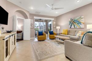 13619 Gulfbreeze St