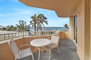 Lovers Key Resort 206