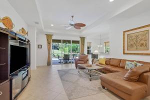 10368 Porto Romano Dr