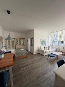 Ferienwohnung EG BoLA Parkplatz Küche Bad Hund Zentrum Hamburg