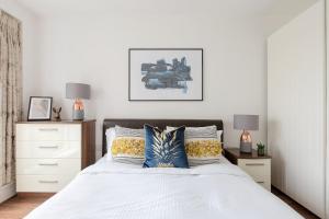 2Bed Flat - Shepards Bush - Balcony - Sleeps 4