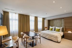 Hotel Aragon