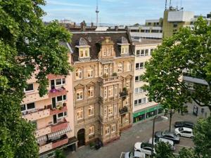namastay! Exklusiver Altbau in Bestlage - 3BR