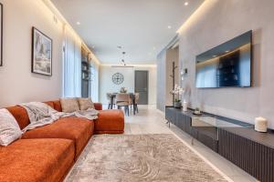 3BR Villas Book 1 apartment or Entire 6BR Villa