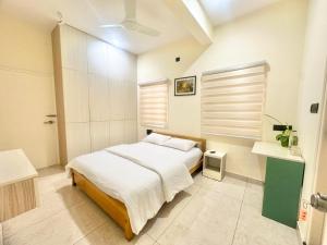 Sanskriti Homes, Electronics City - 7BHK Family Manor
